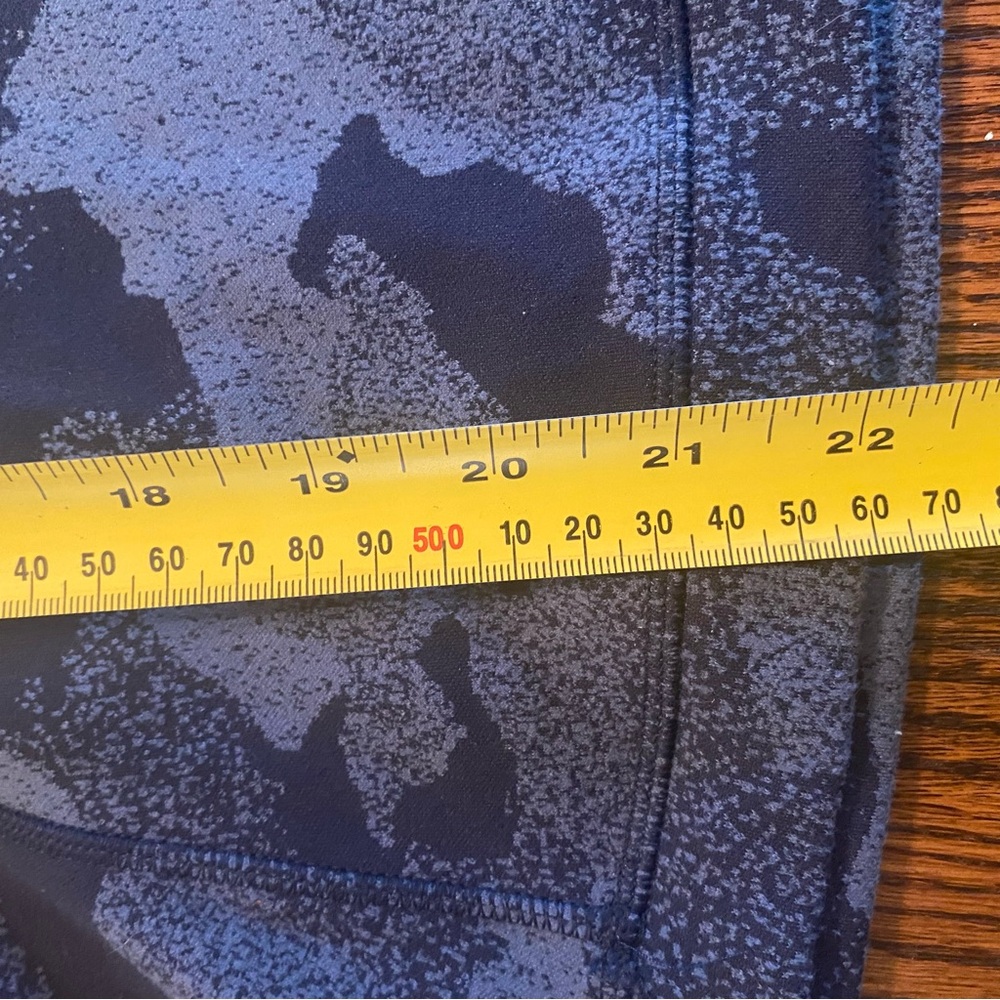 LULULEMON Blue Camo It's Rulu Run Fleece Long Sleeve Shirt Women's Size 4 - Picture 12 of 13